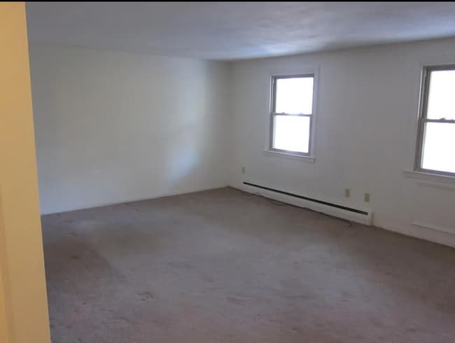 Building Photo - 33 Duck Cove Rd