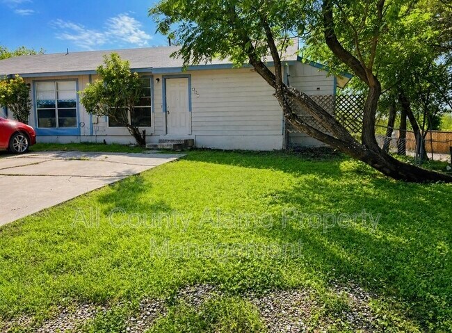 Foto del edificio - 429 Zachry Dr