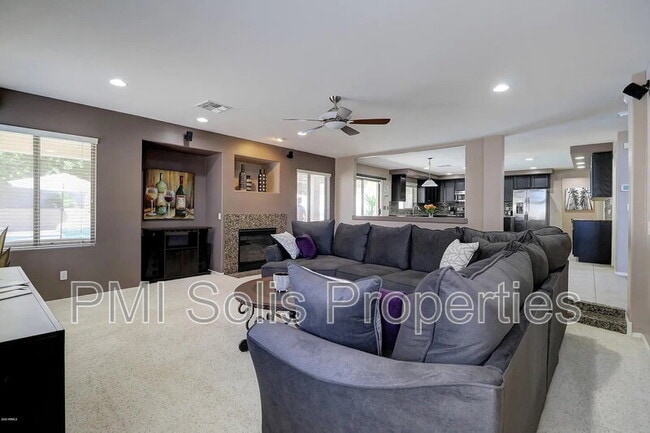 Foto del edificio - 13412 W Annika Dr