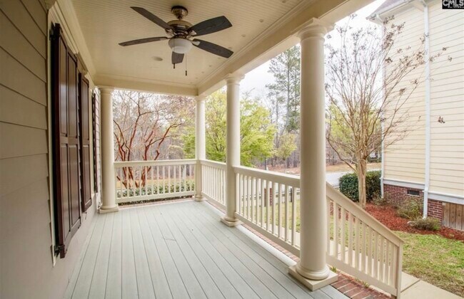 Foto del edificio - 332 Highland Point Dr