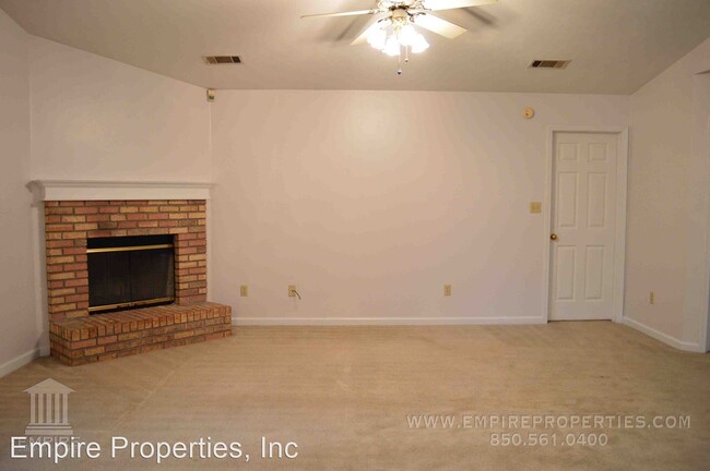 Building Photo - 3 br, 2 bath House - 2128 Wesley Court