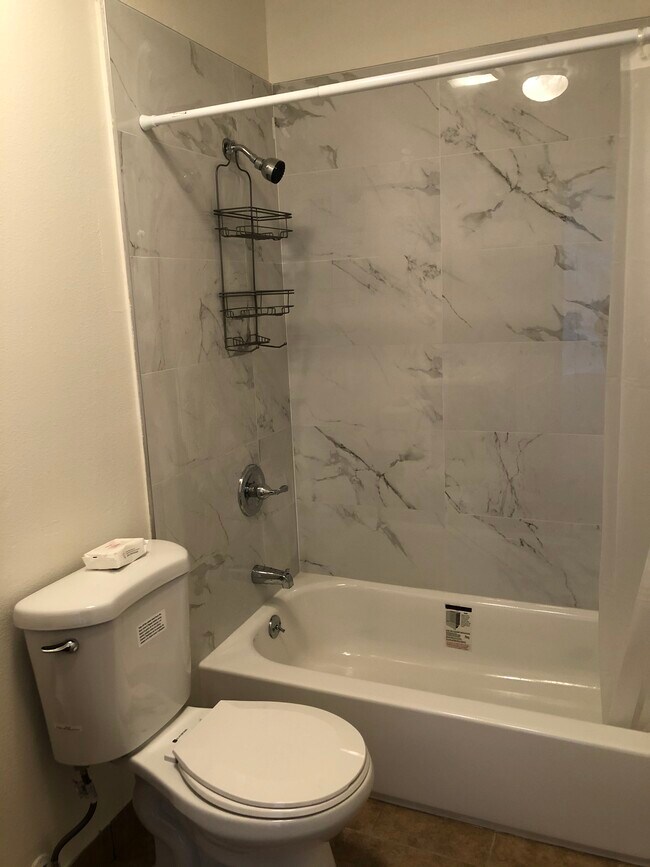 Updated shower & stall - 4633 Lexington Ave