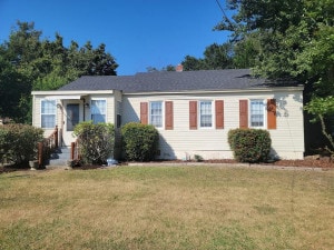 Primary Photo - 711 Stone Ave