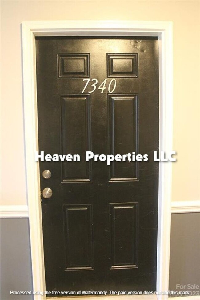 Foto del edificio - 7340 Rose Terrace Ct