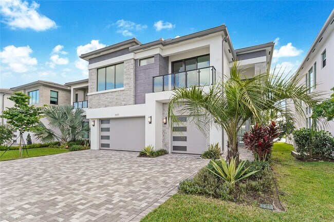 Foto del edificio - 8095 Crystal Downs Ave
