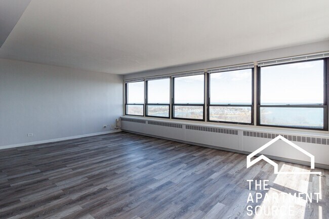 Foto del edificio - 4180 N Marine Dr
