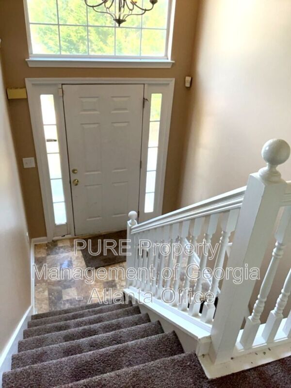 Foto del edificio - 2447 Reeves Creek Rd