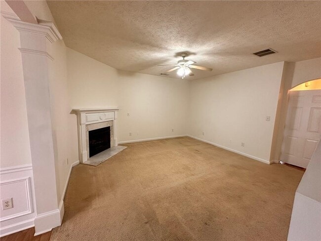 Foto del edificio - 3835 Dandridge Way NW