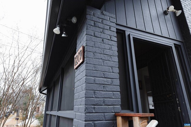 Foto del edificio - 1219 Gordon Ave