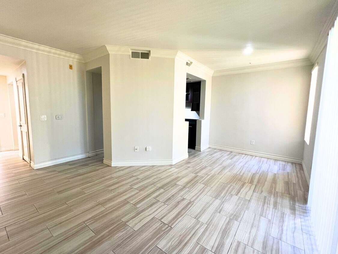 Foto principal - Meridian - Unfurnished 1 Bed | 1 Bath Luxu...