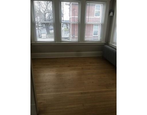 Building Photo - 89 Elm St