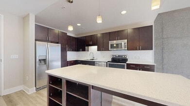 Interior Photo - Channel Mission Bay