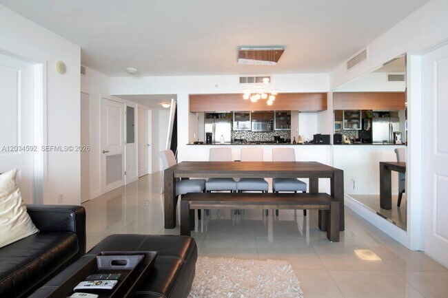 Foto del edificio - 1800 N Bayshore Dr
