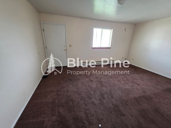 Building Photo - 2137 Meppen Dr