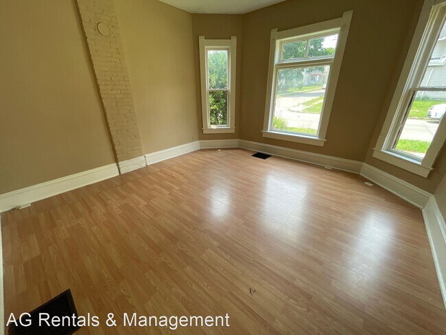 Foto del edificio - 3 br, 1.5 bath House - 2431 Fox Ave