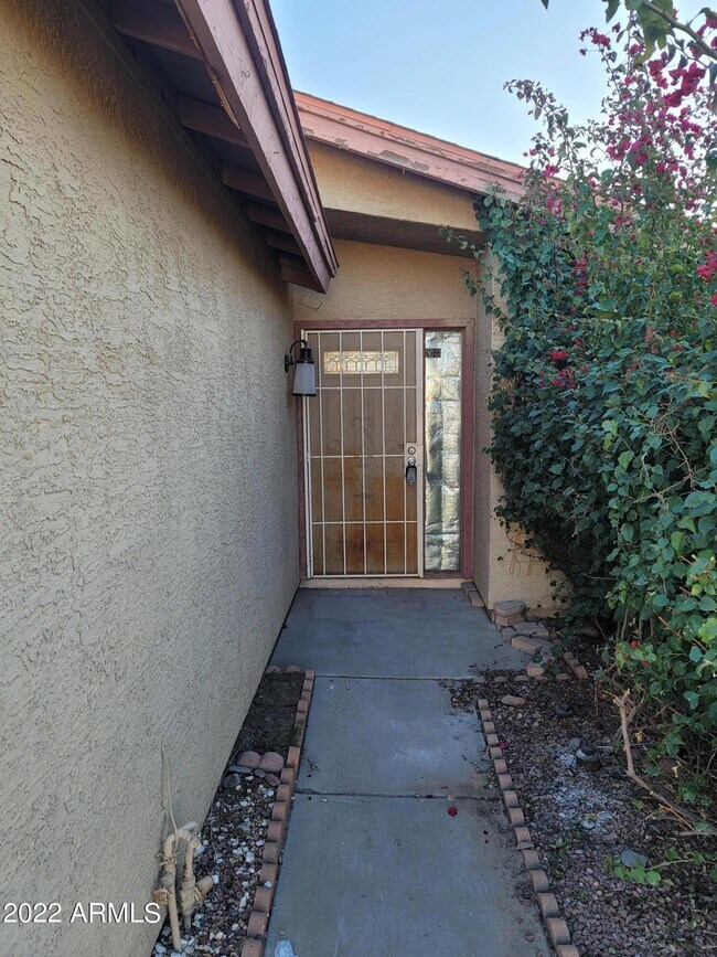 Foto del edificio - 11169 N 82nd Ln