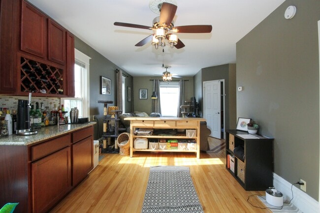 Foto del edificio - 1315 5th St NE