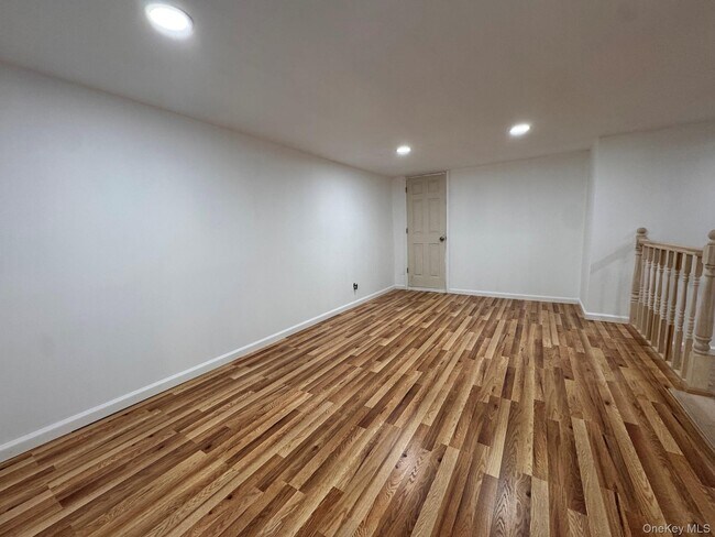 Foto del edificio - 1245 Rhinelander Ave