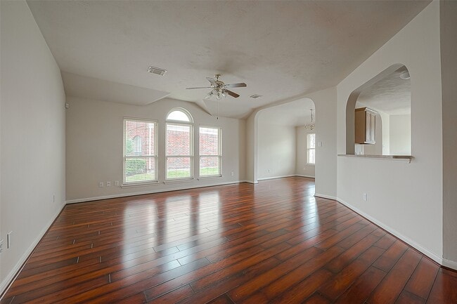 Building Photo - 11814 Copperas Creek Dr