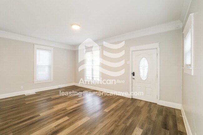 Foto del edificio - 1055 Ann Ave