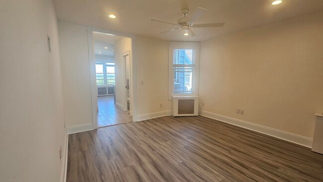 Building Photo - 9103 Bergenwood Ave