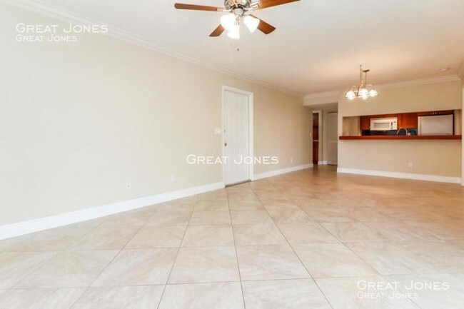 Foto del edificio - 2 bedroom in Naples FL 34104