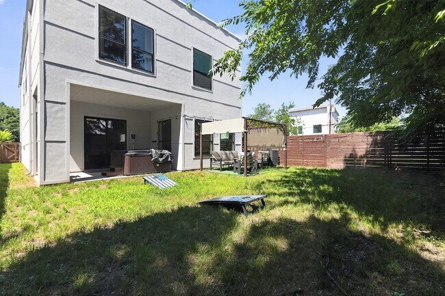 Foto del edificio - 1704 McBroom St