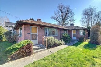 Building Photo - 2309 N 56th St