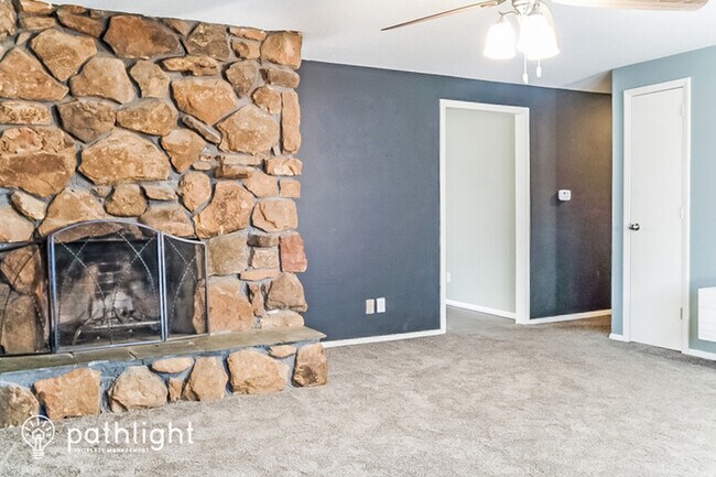 Foto del edificio - 511 South Concordia Avenue, Republic, MO, ...