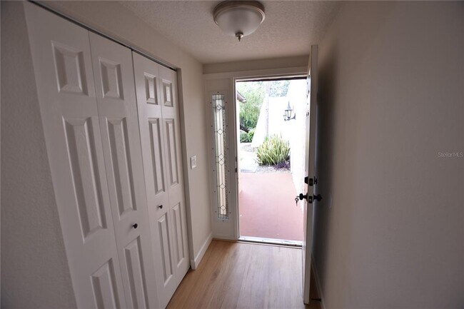 Foto del edificio - 3611 Longmeadow
