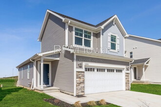 Building Photo - 1241 NW Yorktown Dr