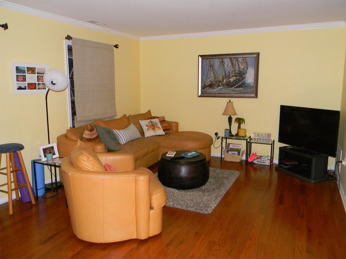 11 Martin St, Rehoboth Beach, DE 19971 Townhome Rentals in Rehoboth