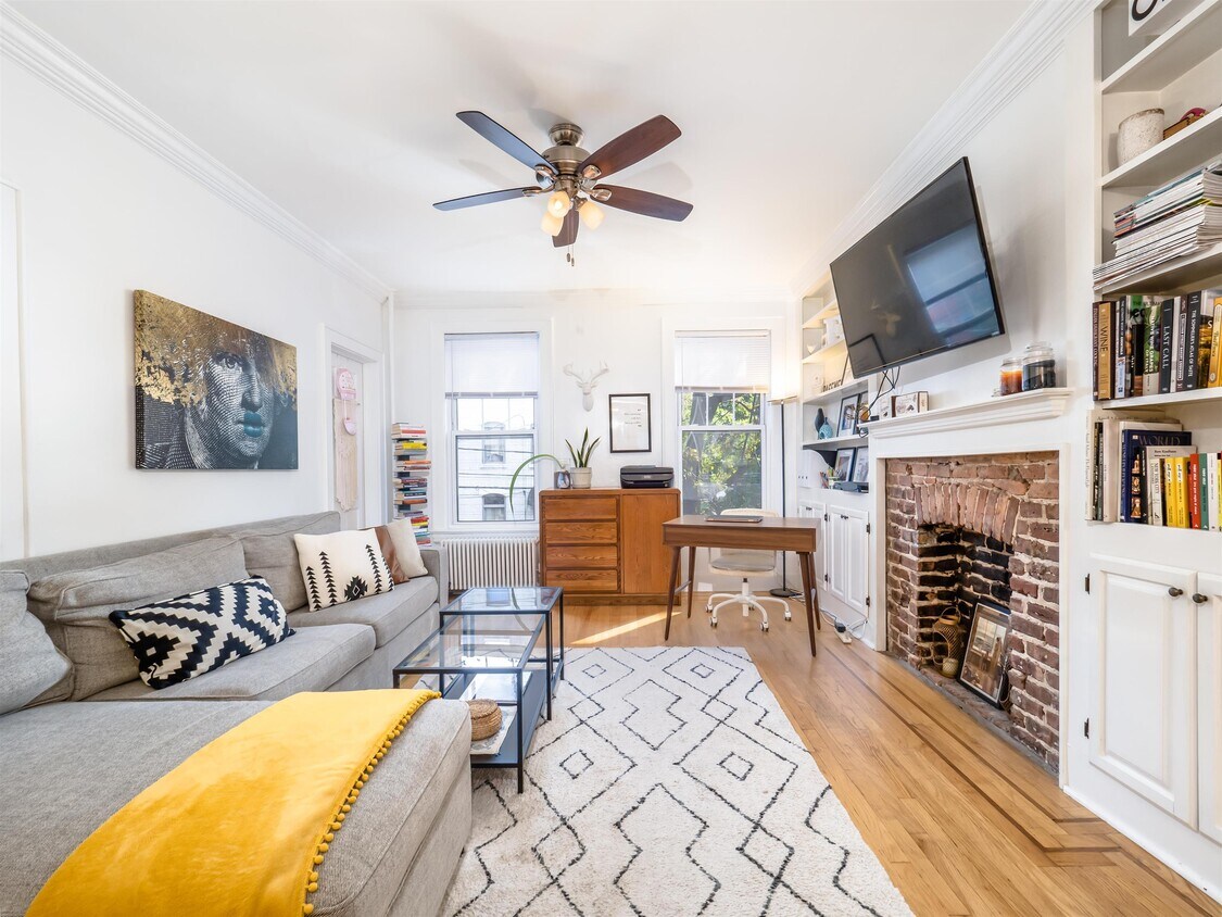 708 Garden St Unit 3, Hoboken, NJ 07030 Condo for Rent in Hoboken, NJ