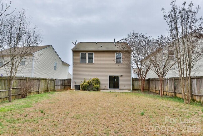 Foto del edificio - 8946 Chalkstone Rd