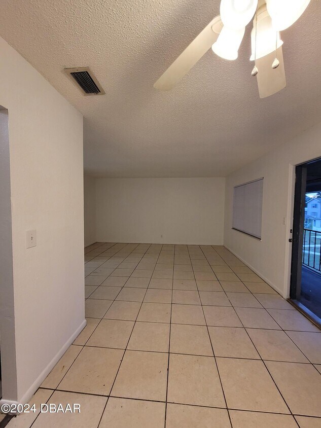 Foto del edificio - 302 Spg Gdn Ave S