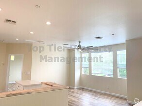 Building Photo - 5573 Coyote Ct