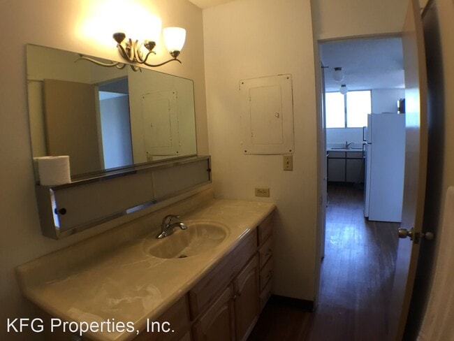 Building Photo - 1 br, 1 bath House - 1401 Lusitana St #506