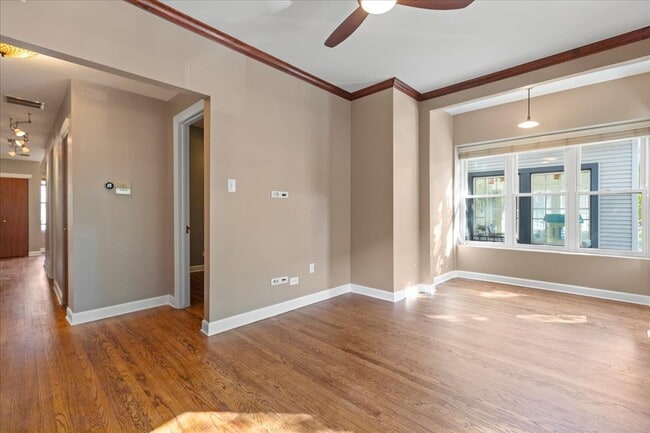 Building Photo - 1278 W Victoria St