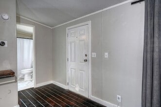 Building Photo - 13204 Enchanted Vista