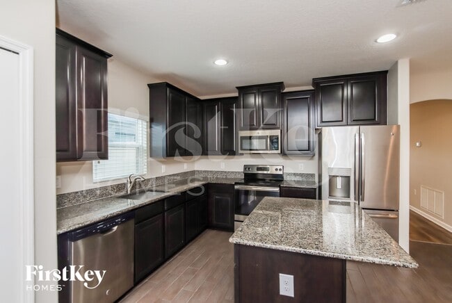 Building Photo - 1224 Dillard Dr SE