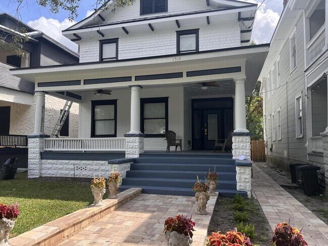 Building Photo - 1515 Silver St