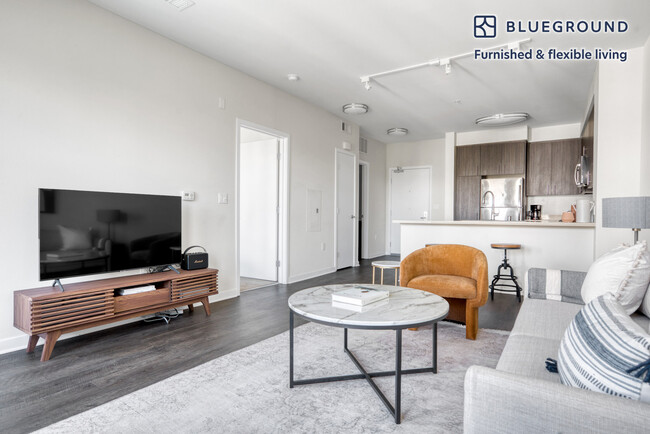 Building Photo - 2580 El Camino Real