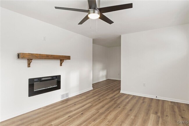 Foto del edificio - 25 Mcpherson St