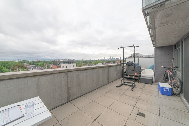 Building Photo - 68 Abell St