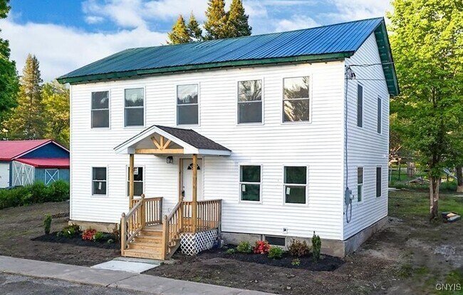 Foto del edificio - 9614 Maple Ave