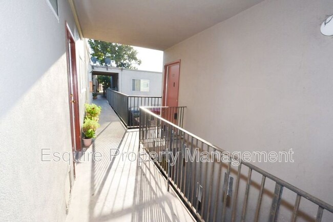 Building Photo - 710 W Channel Islands Blvd