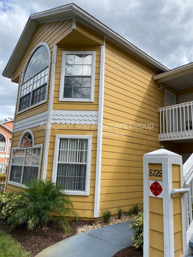 Foto principal - 8722 Rain Forest Pl