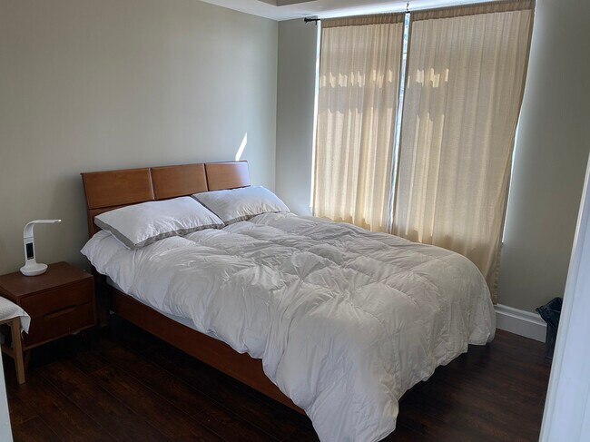 bed room 2 - 151 Upper Duke Cres
