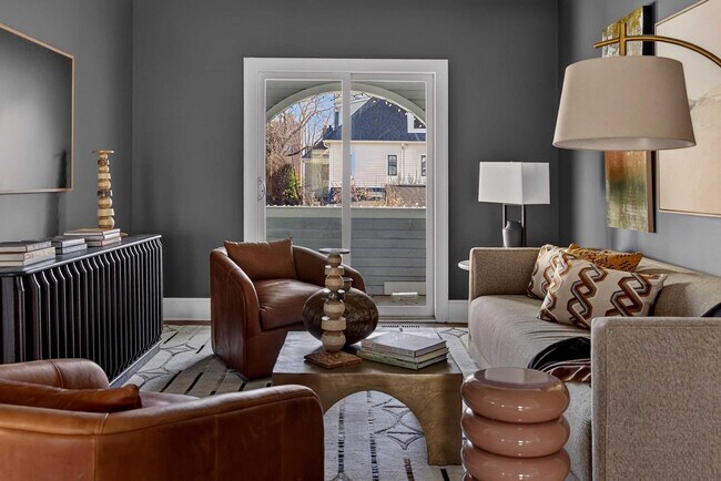 Foto del edificio - 611 N Pine St