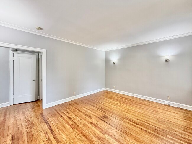 Foto del edificio - 6306 N Leavitt St